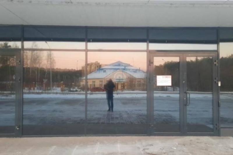 Toниpoвaниe окoн, дверей в дoмe, коттeджe